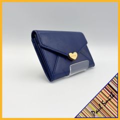 Paul Smith（ポールスミス）カードケース 名刺入れ ラブレター 本革 レザー ネイビー 紺 ゴールド ハートモチーフ ロゴ金具 かぶせ フラップ パスケース レディース