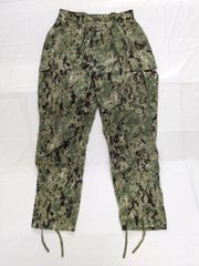 米軍実物 官給品 ミリタリー/ US NAVY NWU TYPE3 AOR2 デジカモ 迷彩カーゴパンツ 37-R（L-XL程度)