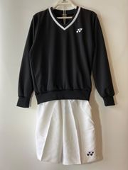 【新品・タグ付き上下セット】ヨネックス ユニ トレーナー & ハーフパンツ S