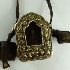 チベット仏教　カウ(厨子)　トクチャ(お守り)　　シャキャムニ　釈迦如来　シェルパのお守り 護符