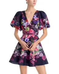 アクア レディース トップス ワンピース Vネック フラワー柄 ミニ レース フラワー AQUA Placed Floral V Neck Mini Dress Exclusive Navy Mult