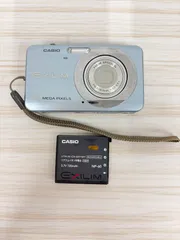〒304 CASIO EXILIM 8.1メガピクセル デジタルカメラ シルバー ストラップ付き
