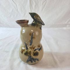 琉球焼 津嘉山焼 徳利 一輪挿し 花瓶 瓢箪 ひょうたん 小鳥 枝梅 刻印 印あり 沖縄 やちむん 陶芸 工芸品 花器 フラワーベース オブジェ 置物　【Y0928】