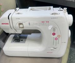 ジャノメコンパクトミシン JE2300 ☆美品☆ - メルカリ