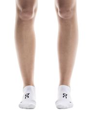 新品 [オン] Core Run Sock Low 2P White ユニセックス W 4-7.5