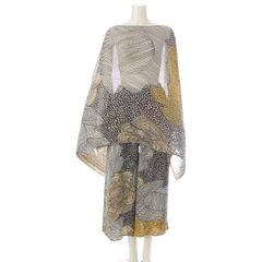 プリーツプリーズ イッセイミヤケ 18AW マス Mass ポリエステル プリーツ 総柄 ポンチョ パンツセットアップ ポンチョ トップス PP84-AD181 PP83-JF714 ブラック イエロー 3【中古】