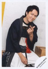 【中古】生写真(STARTO) KAMIGATA BOYZ/丸山隆平/膝上/「KAMIGATA BOYZ DREAM IsLAND 2024 ～やっぱこの街好っきゃねん～」グッズオフショット/公式生写真