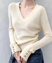 金ボタンVネック長袖ニットトップス韓国風【カラー：アイボリー　商品コード：96JIXING-006】