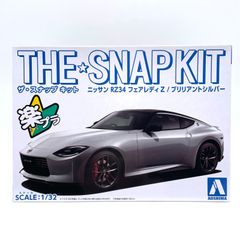 スナップキット ニッサン フェアレディZ RZ34 ブリリアントシルバー 17-D 미개봉 ・未組立 訳あり 角潰れ・箱底面汚れ・表面凹み