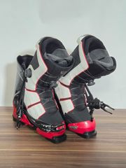 APEX スキーブーツ ブラック ホワイト レッド 中古品 29cm