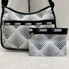 9662　LeSportsac　レスポートサック　 ショルダーバッグ　斜め掛け　紐調節可能　 クラシックホーボー　ハート　総柄　 ブラック×ホワイト系　白黒　ナイロン　 軽量　ポーチ付き　レディース