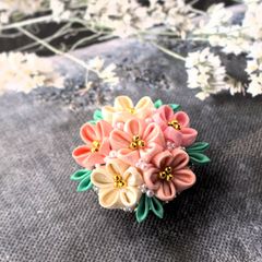 ❁正絹着物パステル桜帯留め・帯締め飾り♡大人かわいいつまみ細工アクセサリー❁着物・浴衣帯締め飾り・フッション小物・真田紐・三分紐用帯留め＜送料込み＞