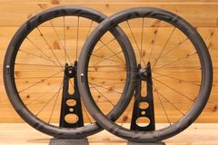 ジップ ZIPP 303S DISC シマノ 11S/12S 23㎜ フックレス カーボン