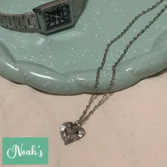 — Noah’s — Heart necklace Silver