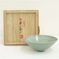 海晴窯　鄭正黙造　高麗青磁茶碗（共箱）  茶道 抹茶 おしゃれ 抹茶茶碗 抹茶碗 和食器 レトロ 茶器 骨董 茶わん 茶会 茶の湯