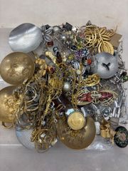 遺品整理品　生前整理品　アクセサリーまとめ売り