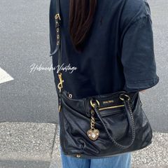 【中古】MIU MIU ミュウミュウ ハートビジューチャーム スタッズ 2WAY ハンドバッグ / ショルダーバッグ レザー ブラック 金具ゴールド ヴィンテージ レディース HIBUOCHI VINTAGE hboc260929a02