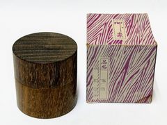 D505【茶道具】本桑 中次棗 内金箔張 和巾棗 薄茶器 なつめ 径6.6cm 高さ6.8cm 紙箱付