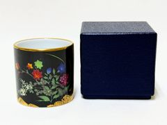 D509【茶道具】横浜増田窯 金彩 草花 蓋置 陶磁器 ふたおき 径5cm 高さ5cm 紙箱付