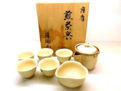 1 薩摩焼 薩陶山 前茶器 7点揃い ◆ 木箱 共箱 古美術品 煎茶器 白薩摩 茶器 茶会 在銘 茶道具 湯冷まし 煎茶椀 急須 湯呑 □ ８I