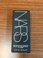 NARS ナーズ ライトリフレクティング ファンデーション 02174 DEAUVILLE 30ml