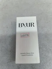 ByUR バイユア リキッドファンデーション スキニーグロー #21 ナチュラルベージュ 15g ... 6604776 4582619583281