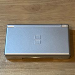 10-073【訳あり動作品】ニンテンドーDS LITE グロス・シルバー