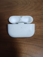 （正規品）Apple AirPods Pro 第2世代 充電ケースのみ USB-C A2968 純正品