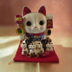 ★開運★ 招き猫 貯金箱 福猫 親子 子猫 7匹  だるま 打ち出の小槌 大入 千万両 小判 陶器 置物 縁起物 開運 金運 商売繁盛 招福 千客万来 玄関飾り 和雑貨 インテリア 猫雑貨 コインバンク