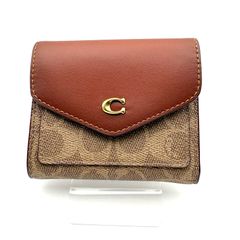 良品 】PRADA プラダ ラウンドジップ 長財布 サフィアーノレザー