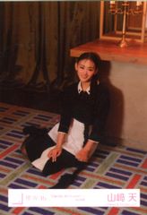 櫻坂46 何歳の頃に戻りたいのか? 山﨑天 「何歳の頃に戻りたいのか?」MV衣装(3) 座り
