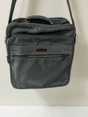 サムソナイト 2WAY 縦型 ショルダーバッグ 黒 ビジネスバッグ