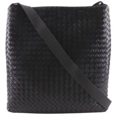 【BOTTEGAVENETA】ボッテガヴェネタ メッセンジャーバッグ イントレチャート レザー 黒 メンズ ショルダーバッグ