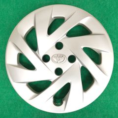 トヨタ TOYOTA アクア NHP10 純正 15インチ ホイールキャップ ①