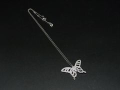 SWAROVSKI スワロフスキー ラインストーン バタフライ ネックレス ペンダント アクセサリー レディース シルバー系 DQ2186