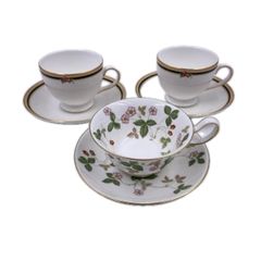 10G003Wedgwood  ウェッジウッド カップ&ソーサー 3客 セット ワイルドストロベリー クリオ 食器