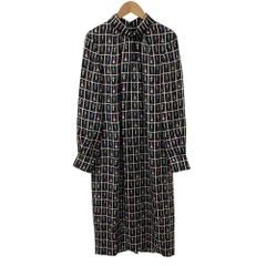 Max Mara マックスマーラ シルク 総柄プリント ハイネックワンピース サイズ40 ブラック レディース 春 夏 秋 冬 中古 古着 USED 美品