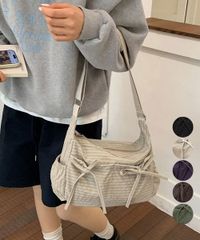 軽いチェック柄 ショルダーバッグ レディース リボン 通勤 おしゃれ 軽量ナイロンバッグ ワンショルダーバッグ 肩掛けバッグ ヴィンテージ風バッグ 折りたたみバッグ黒 ボディバッグ大容量 エコバッグ 多収納 1102