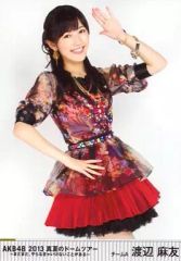 【中古】生写真(AKB48・SKE48) 渡辺麻友/膝上/DVD・BD「AKB48 真夏のドームツアー」封入生写真
