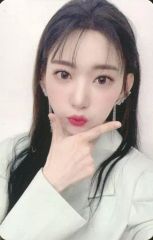 【中古】コレクションカード(女性)/ IZ*ONE/宮脇咲良/右手顎・裏面オレンジ・青/CD「BLOOM*IZ」(I*WILL Ver.)封入特典フォトカード