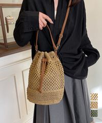 透かし編み 巾着バケットバッグ かごバッグ レディース ショルダーバッグ 春夏 手編み風 巾着バッグ リゾートペーパーバッグ ナチュラル 斜め掛けバッグ 夏祭り浴衣バッグ メッシュバッグ大人 バケツ型バッグ旅行 1102