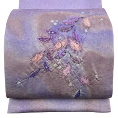 【美品】 袋帯 逸品 久保田一竹工房 落款 葉柄 金通し 銀通し 薄紫 お太鼓柄 正絹 【中古】