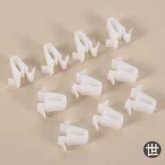 リアハッチドアサイドガーニッシュモールディングクリップ 30個 90467-09204 トヨタ ハイランダー プリウス シエナ レクサス GX470 IS300
