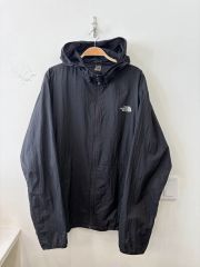 70 THE NORTH FACE ザノースフェイス ウィンドブレーカー