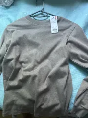 UNIQLO ユニクロ U クルーネック 長袖 新品