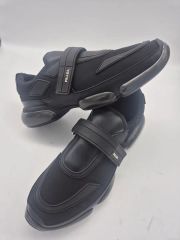 PRADA ブラック スニーカー 245