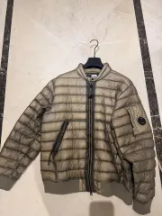 C.P. COMPANY シーピーカンパニー DDシェル 軽量ダウン L