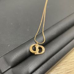 Christian Dior / クリスチャンディオール　CDロゴ　ゴールドカラーネックレス