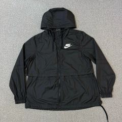 15万円 NIKE ウィンドブレーカー レディース M