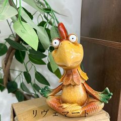 オブジェ 置物 オーナメント 座禅を組んでいるニワトリ 鶏 アニメ風 ガーデニング 庭 装飾 樹脂 インテリア 造園 DIY ミニチュア 可愛い 室内 屋内 インテリア雑貨 玄関 リビング ダイニング インテリア小物 ユニーク